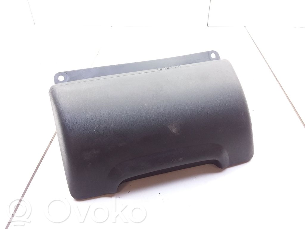 Opel Corsa B Pelnutrauks 