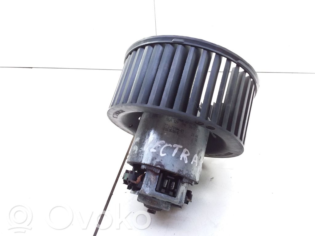 Opel Vectra C Mazā radiatora ventilators 
