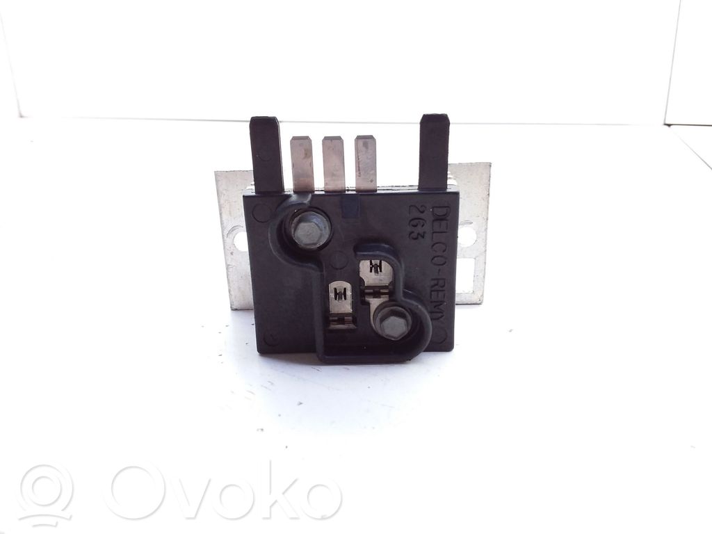 Pontiac Trans Sport Coolant fan relay 