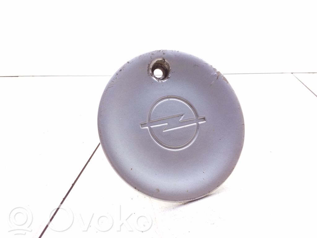 Opel Astra F R12 wheel hub/cap/trim 