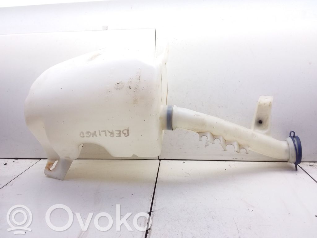Citroen Berlingo Žibintų apiplovimo bakelis 