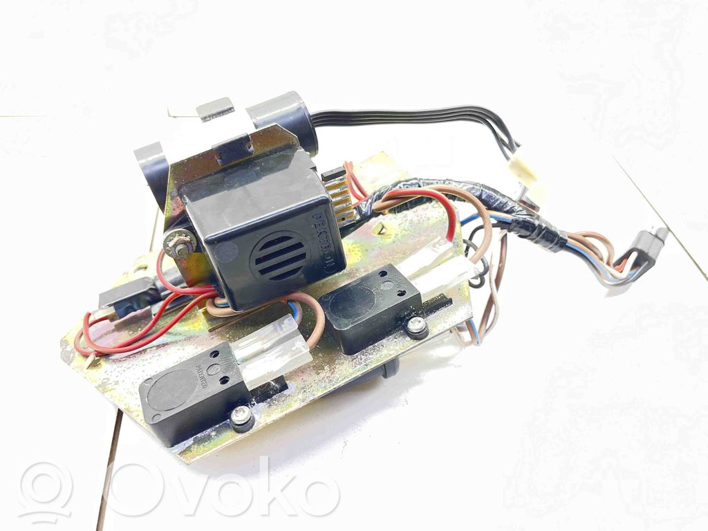 Alfa Romeo 147 Hazard warning light relay 