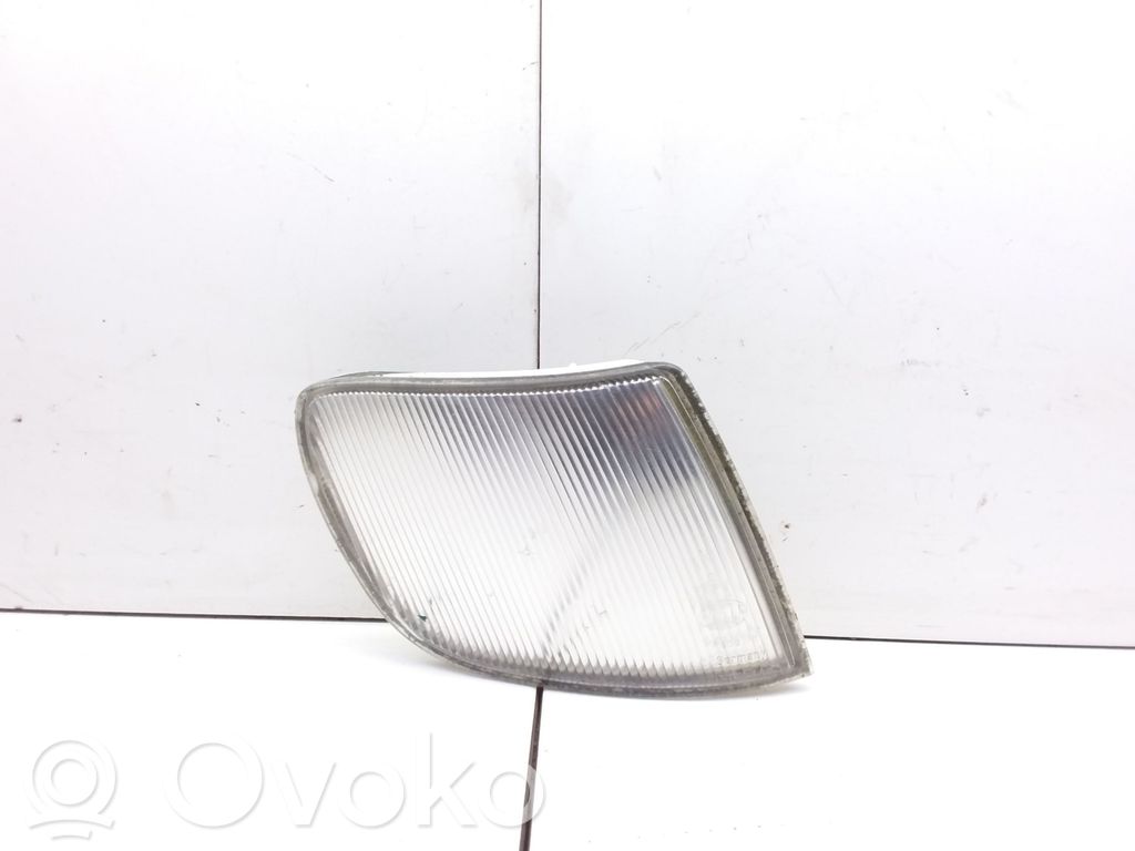 Volkswagen PASSAT B3 Reflektor vorne 