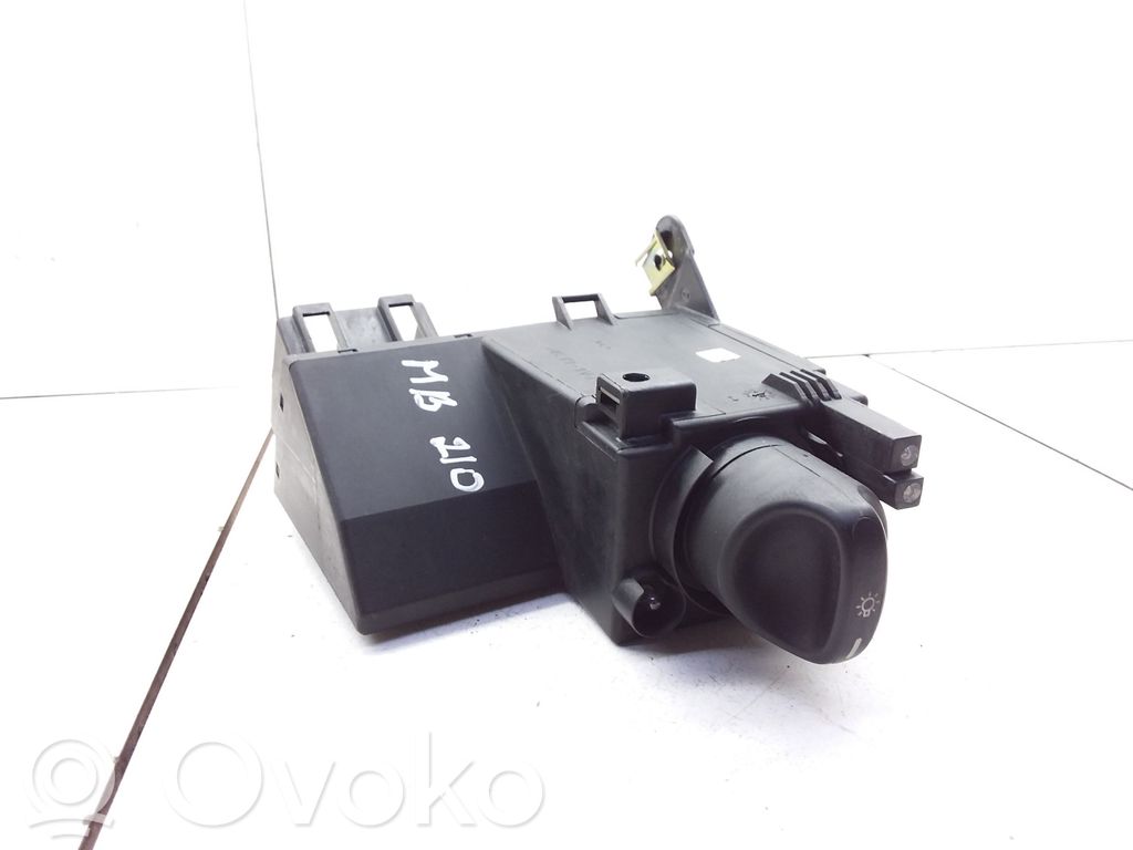 Mercedes-Benz E W210 Light switch 