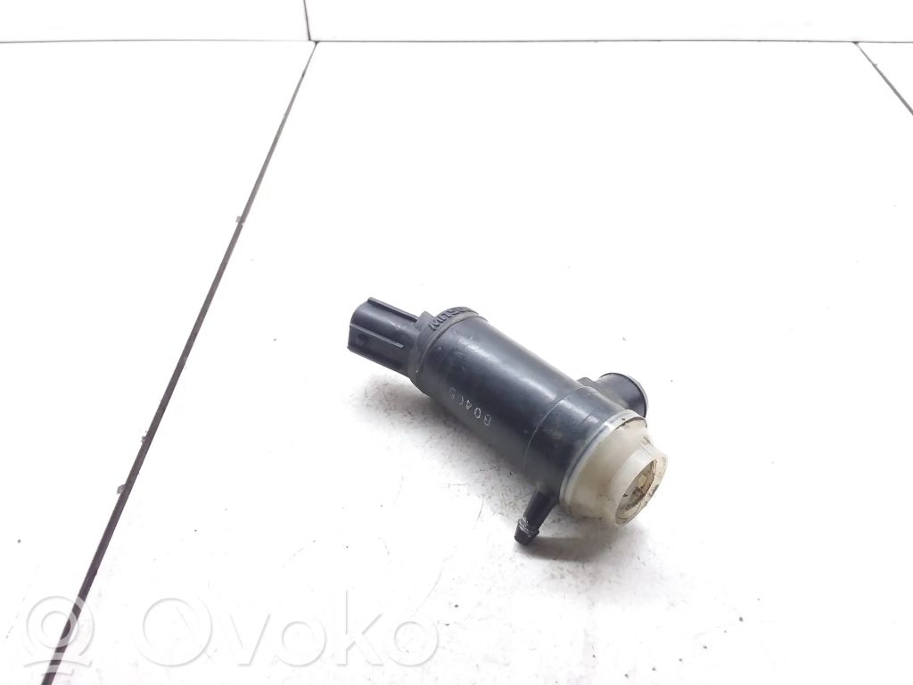 Subaru Legacy Windscreen/windshield washer pump 