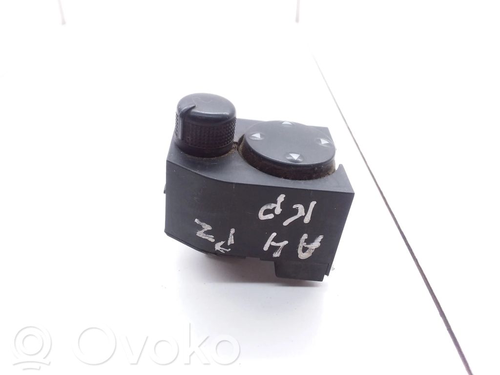 Audi A4 S4 B5 8D Wing mirror switch 