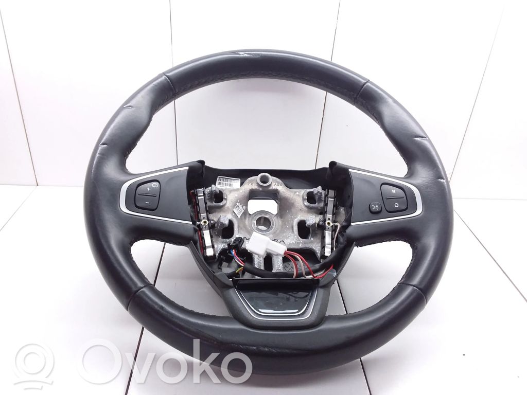 Ohjauspyörä   4840001100R,6337663A,6224690