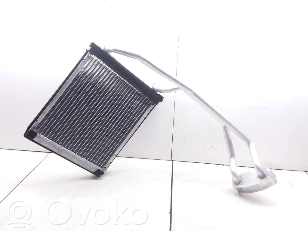 Renault Zoe Oro kondicionieriaus radiatorius (salone) 