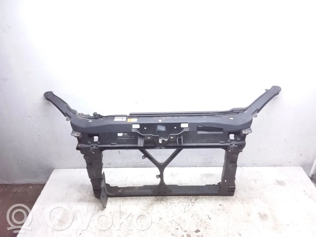 Mazda 5 Radiatoru panelis 