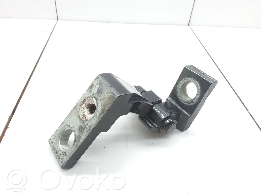 Audi Q7 4L Front door upper hinge 
