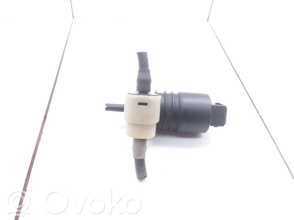 Opel Astra G Windscreen/windshield washer pump 