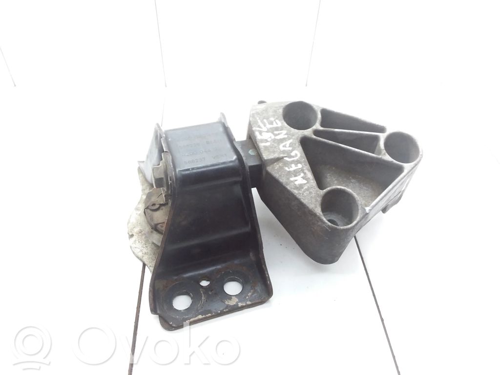 Renault Megane II Supporto di montaggio del motore 