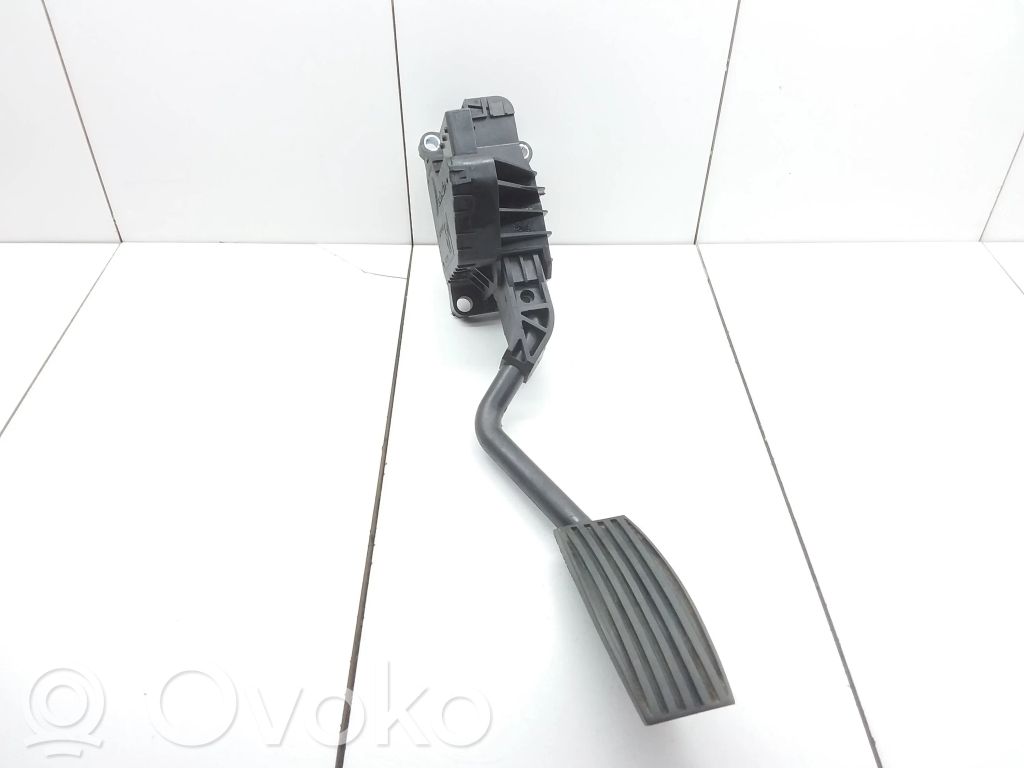 Opel Corsa D Kaasupoljin 