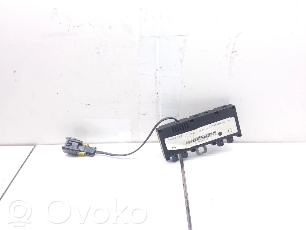 Peugeot 407 Antenos stiprintuvas 