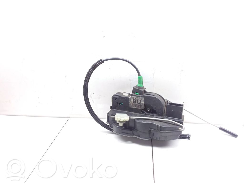 Opel Insignia A Zamek drzwi tylnych 