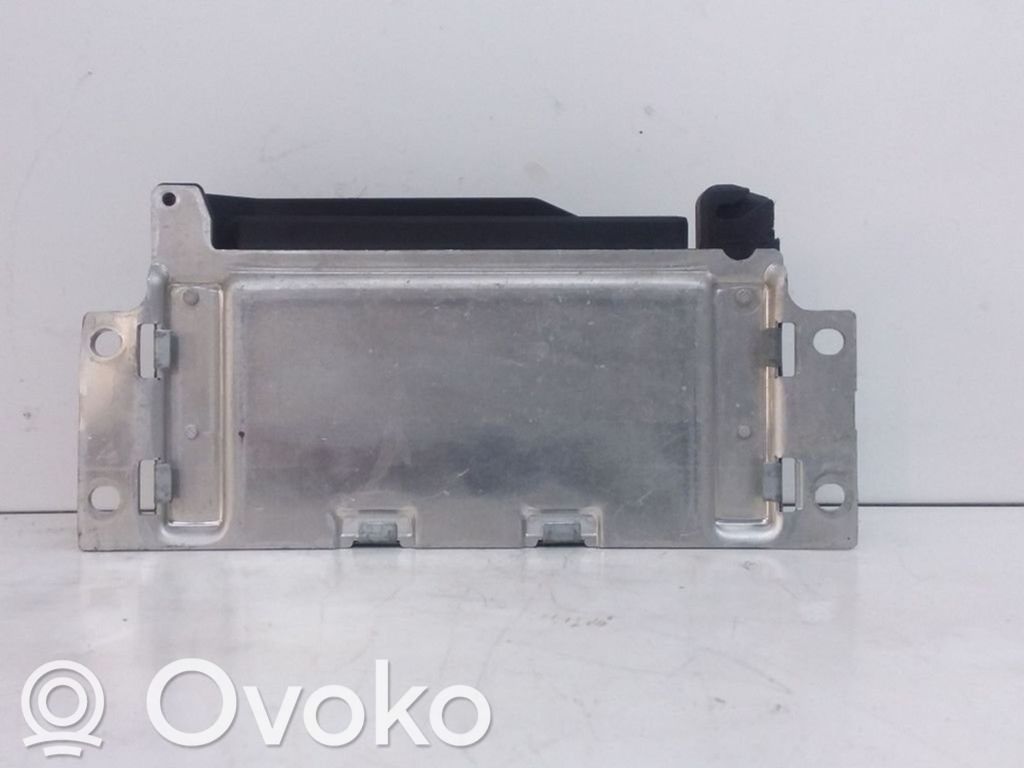 Subaru Legacy ABS control unit/module 
