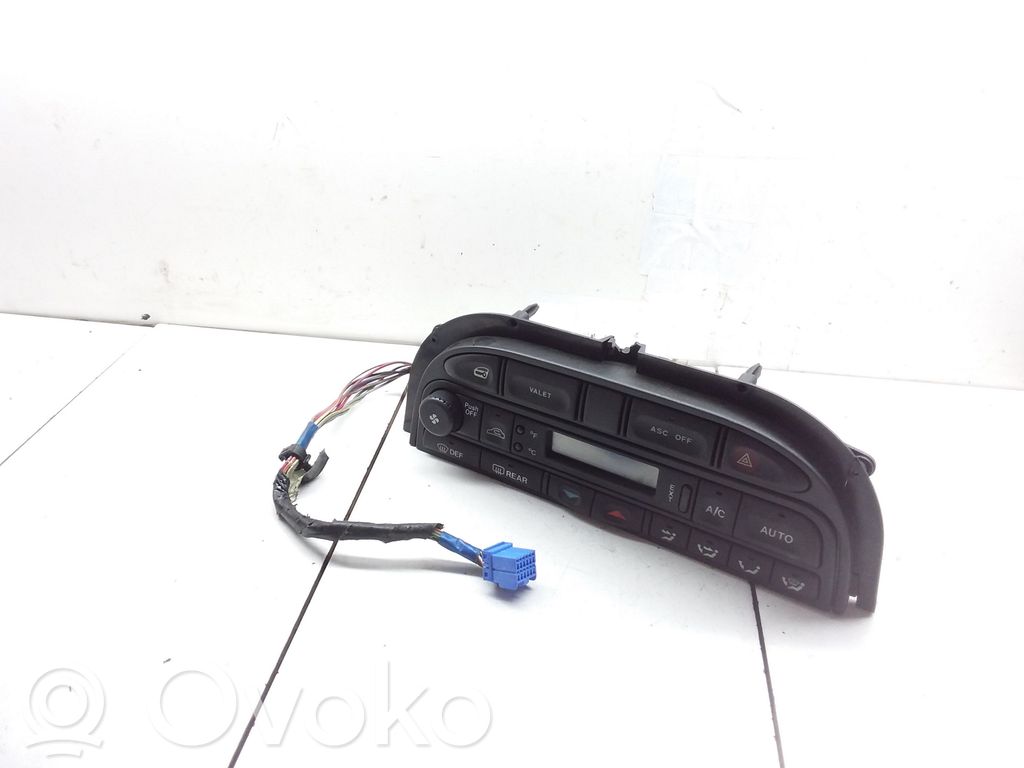 Jaguar XJ X308 Climate control unit 