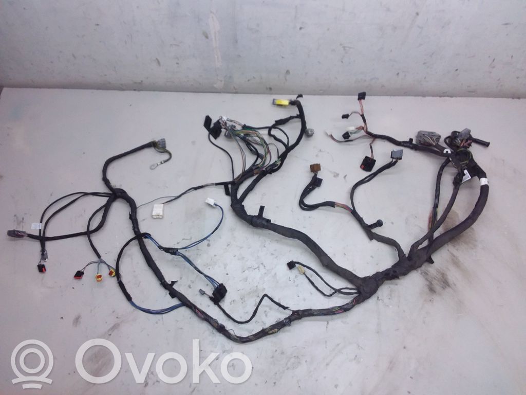 Panel wiring   P68083173AA,TAW10261BL068,68066630AA,72033W