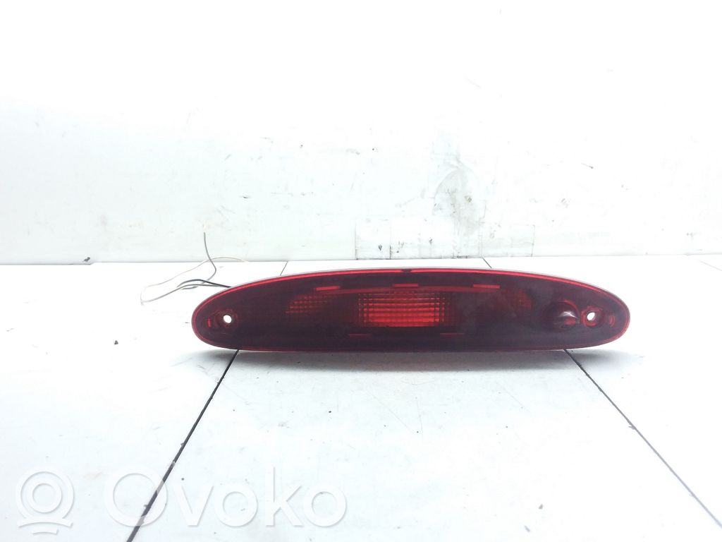 Chrysler Voyager Third/center stoplight 