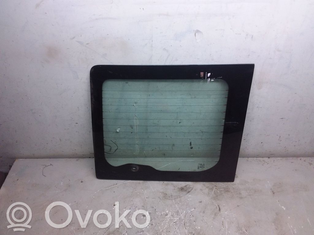 Rear windscreen/windshield window   43R001529