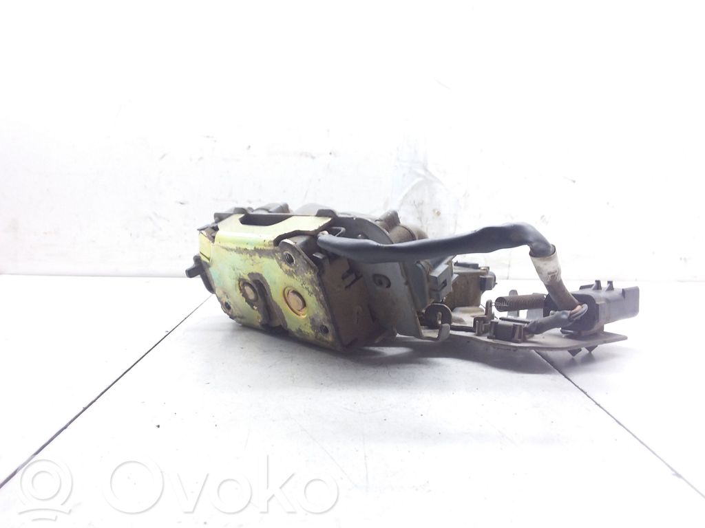 Chrysler Voyager Rear door lock 