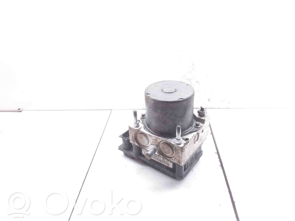 Nissan Qashqai Блок ABS 