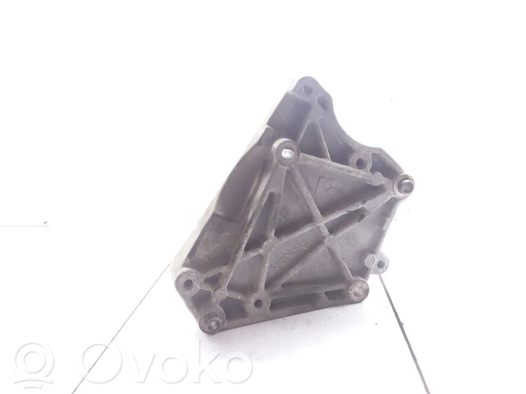 Opel Meriva A Engine mounting bracket 