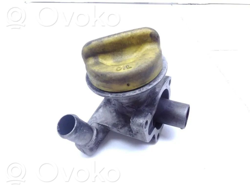 Opel Vectra C Korek wlewu oleju 
