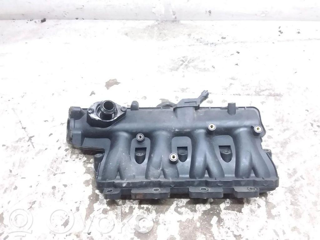 Opel Corsa C Intake manifold 