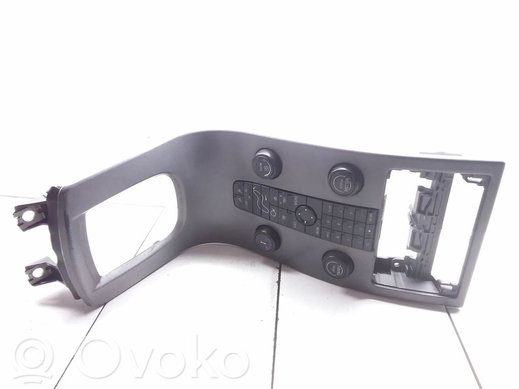 Volvo V50 Oro kondicionieriaus/ klimato/ pečiuko valdymo blokas (salone) 