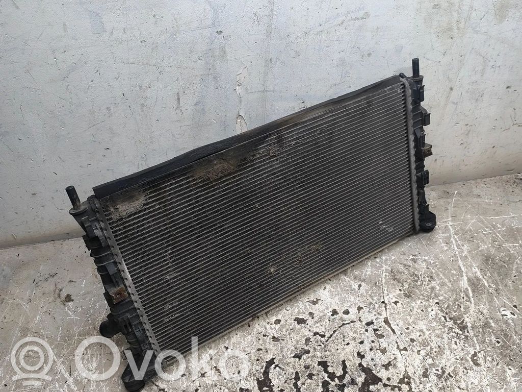 Volvo V50 Radiador del refrigerante 