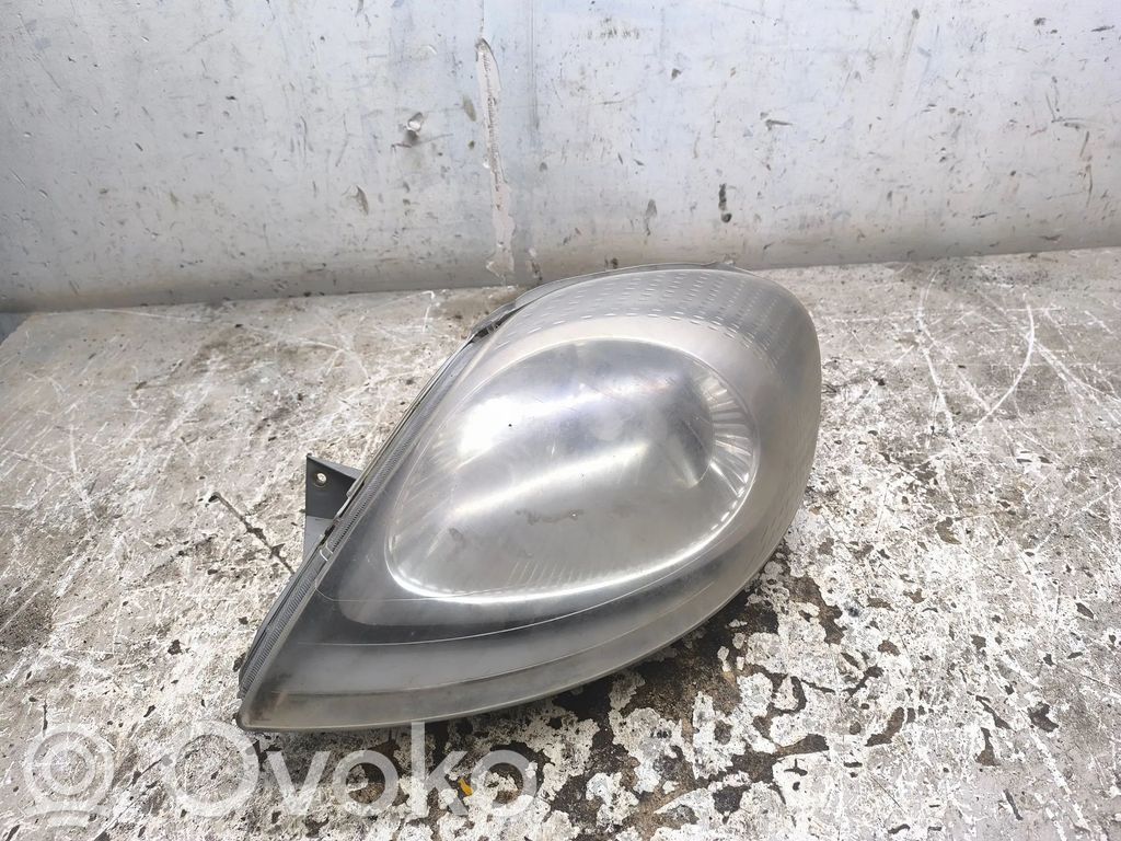 Opel Vivaro Scheinwerfer 