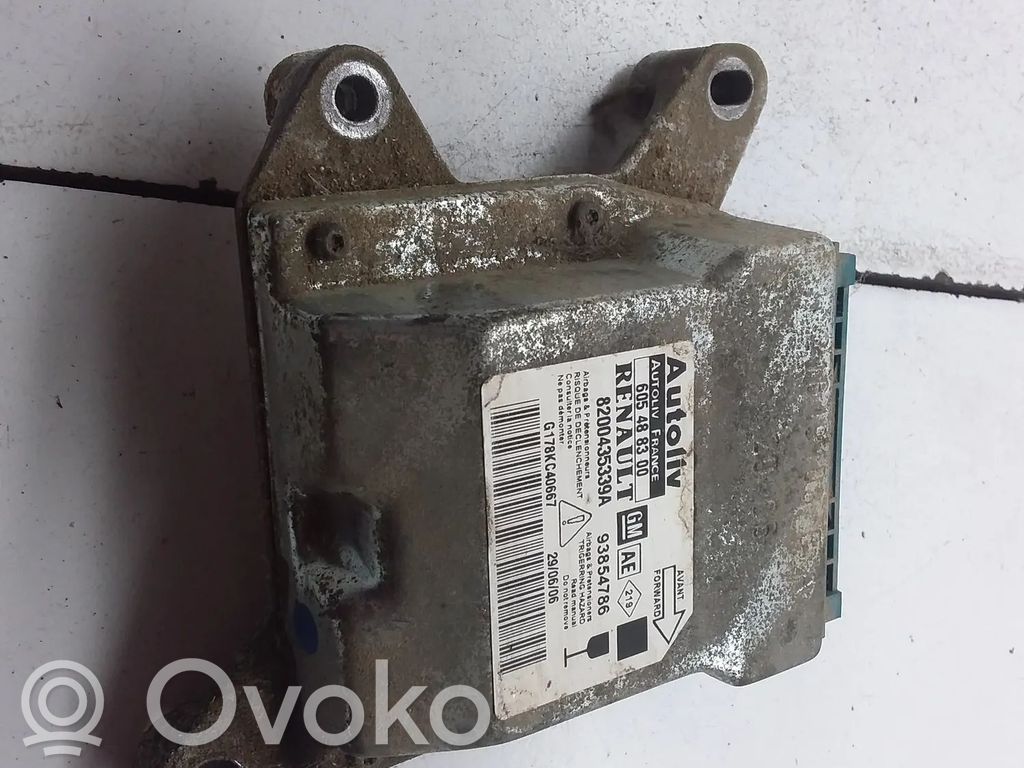 Opel Vivaro Airbag control unit/module 