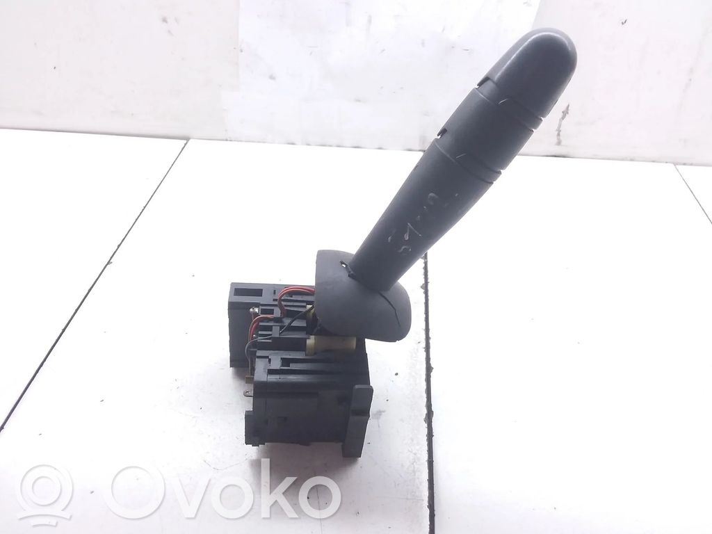 Opel Vivaro Indicator stalk 