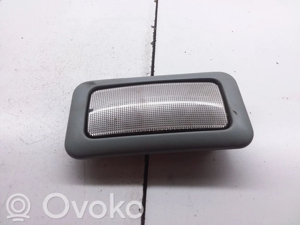 Opel Vivaro Etuistuimen valo 