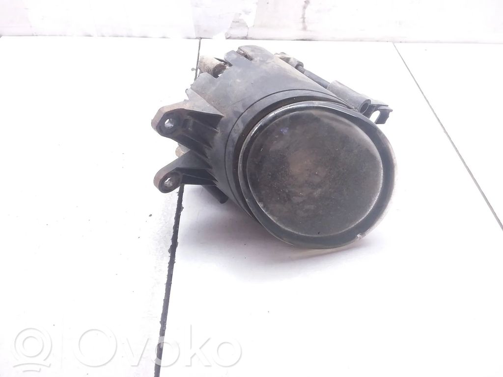 Audi A4 S4 B6 8E 8H Światło przeciwmgłowe przednie 
