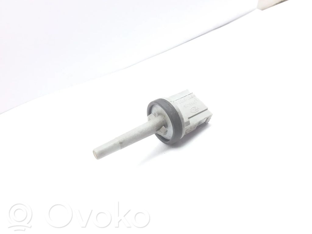 Audi A4 S4 B6 8E 8H Interior temperature sensor 