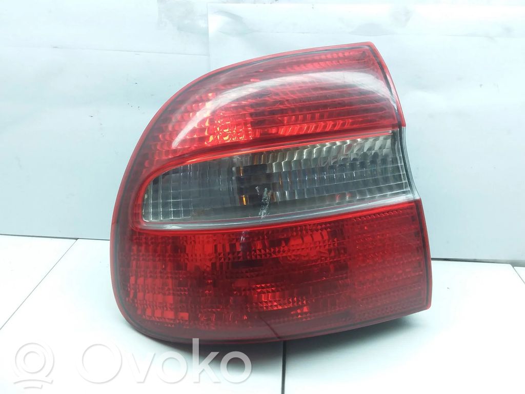 Volvo S40, V40 Lampa tylna 