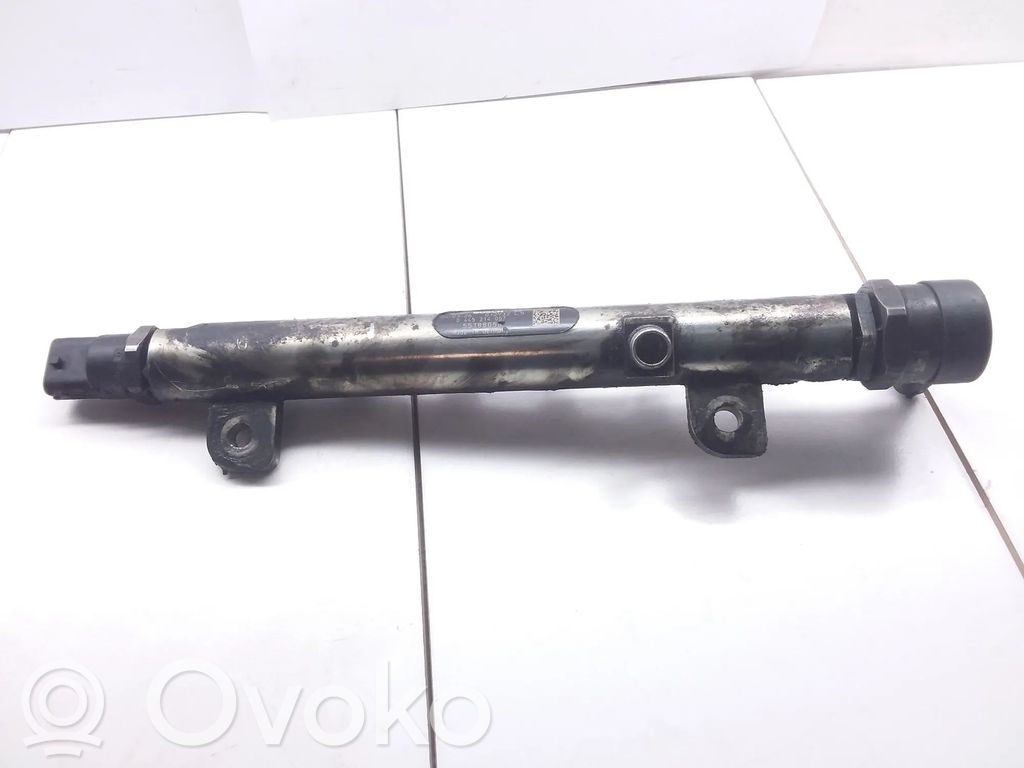Opel Vectra C Listwa wtryskowa 
