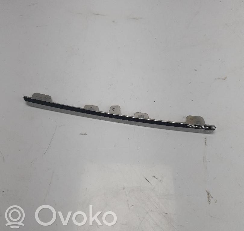 Renault Clio IV Griglia superiore del radiatore paraurti anteriore 