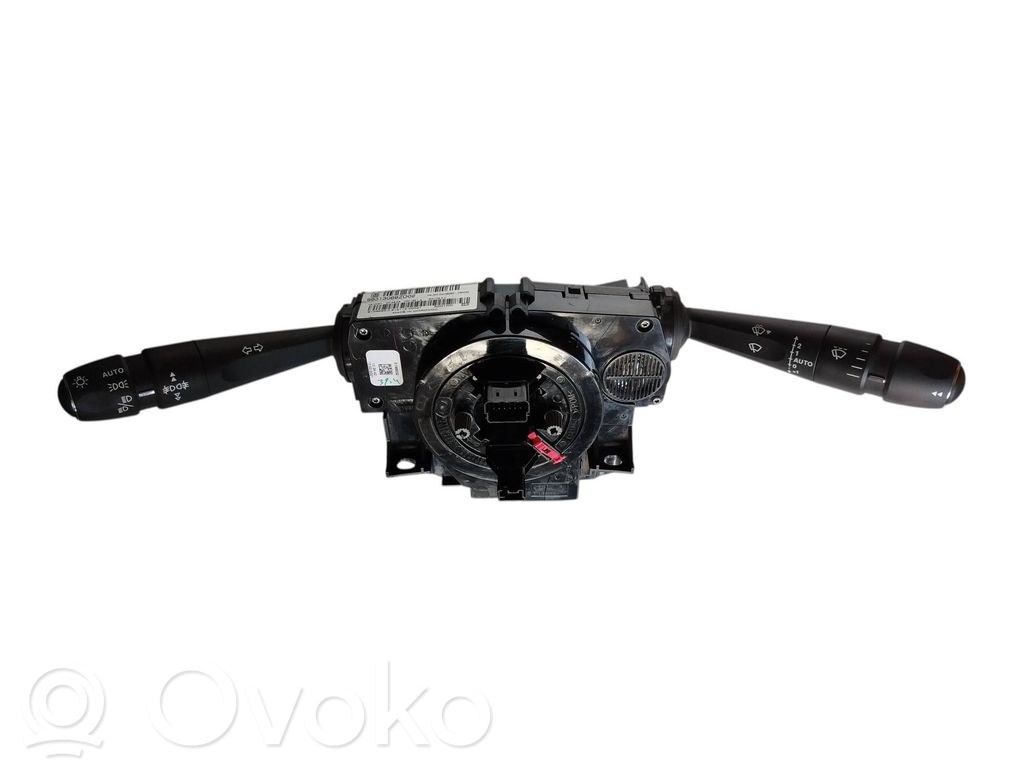 Citroen C4 III e-C4 Interruptor/palanca de limpiador de luz de giro 