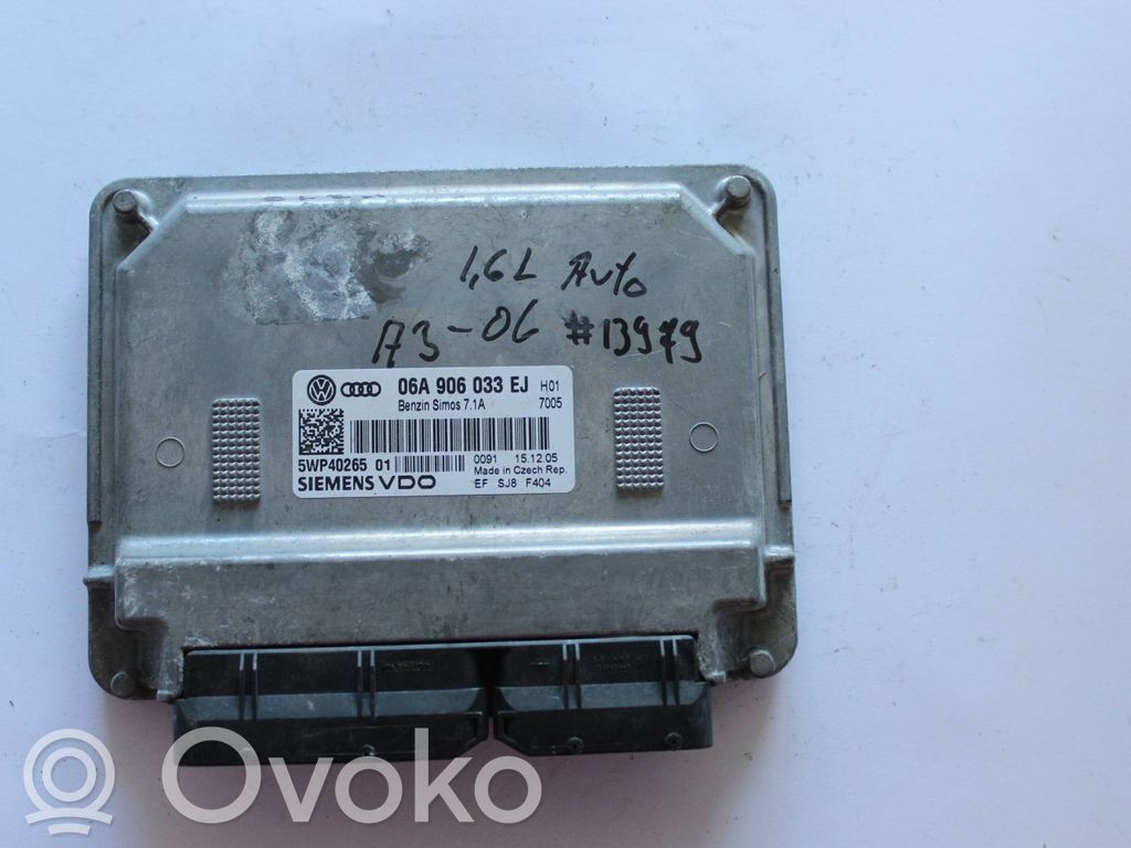 Audi A3 S3 A3 Sportback 8P Engine control unit/module 