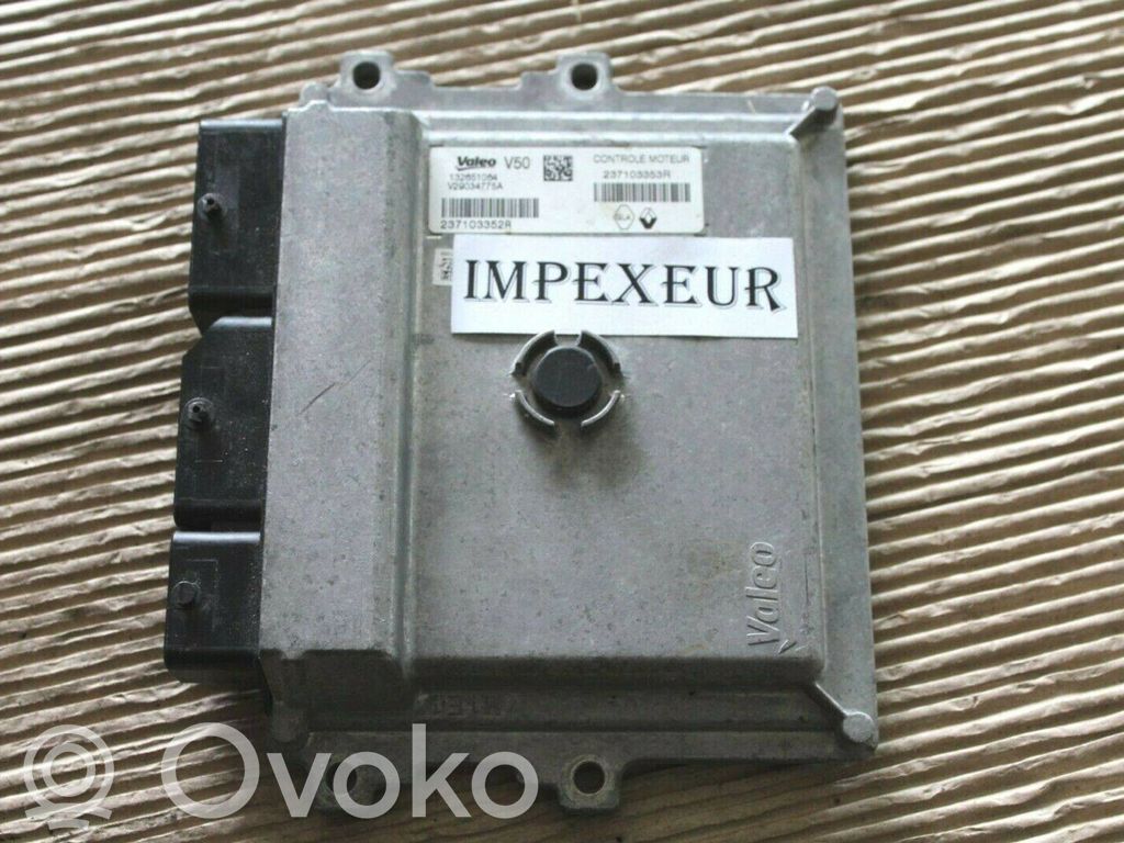 Renault Clio IV Engine ECU kit and lock set 