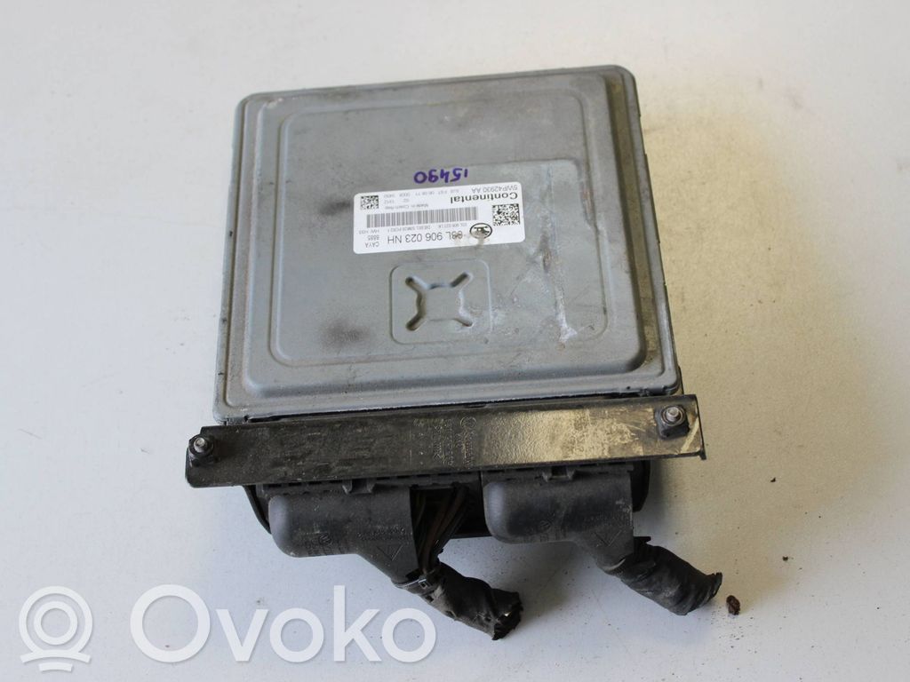Skoda Fabia Mk2 (5J) Engine control unit/module 