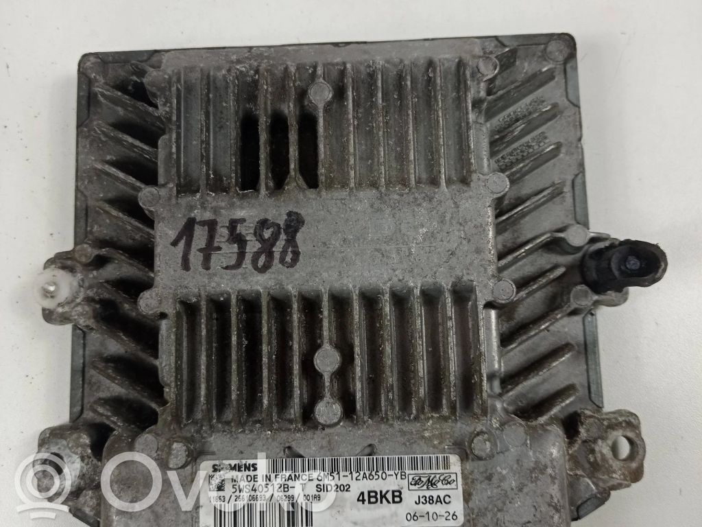 Ford Focus Engine control unit/module 