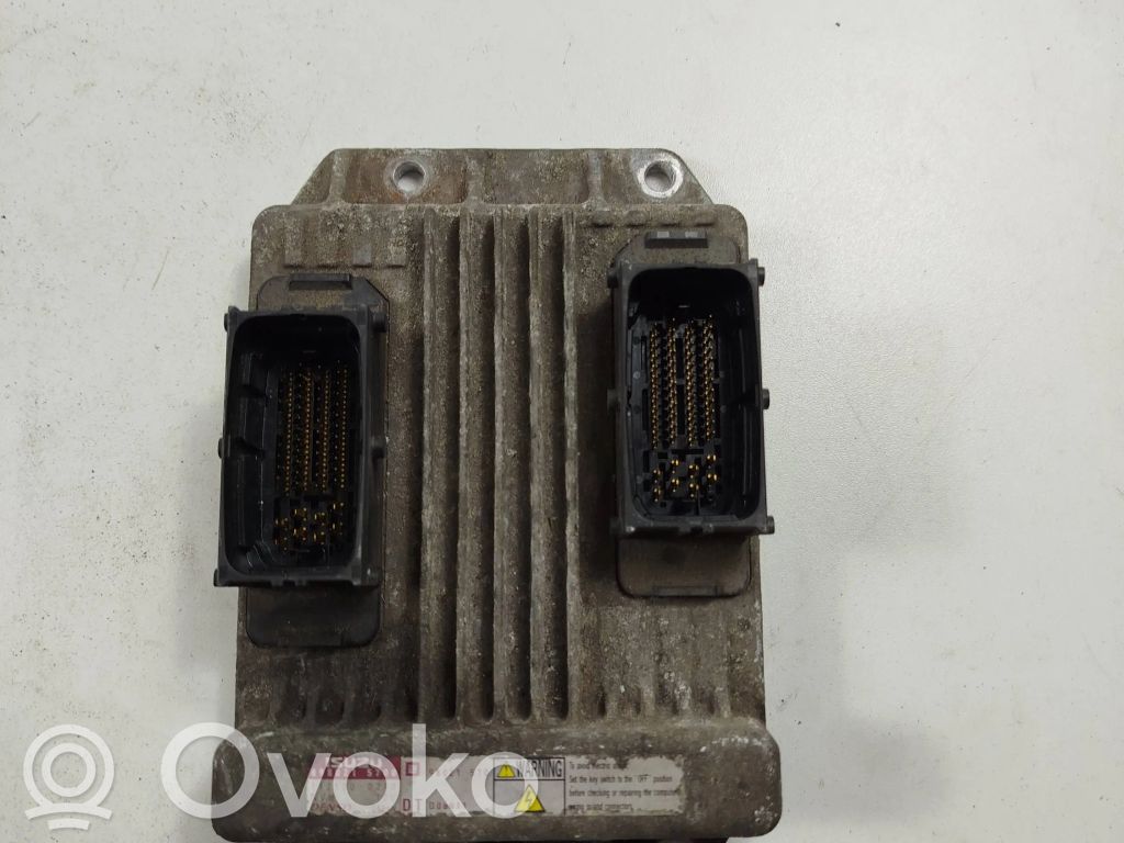 Opel Combo C Engine control unit/module 