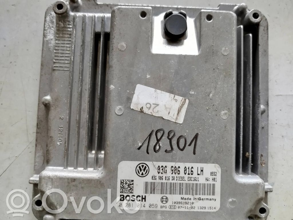 Volkswagen Golf V Engine control unit/module 