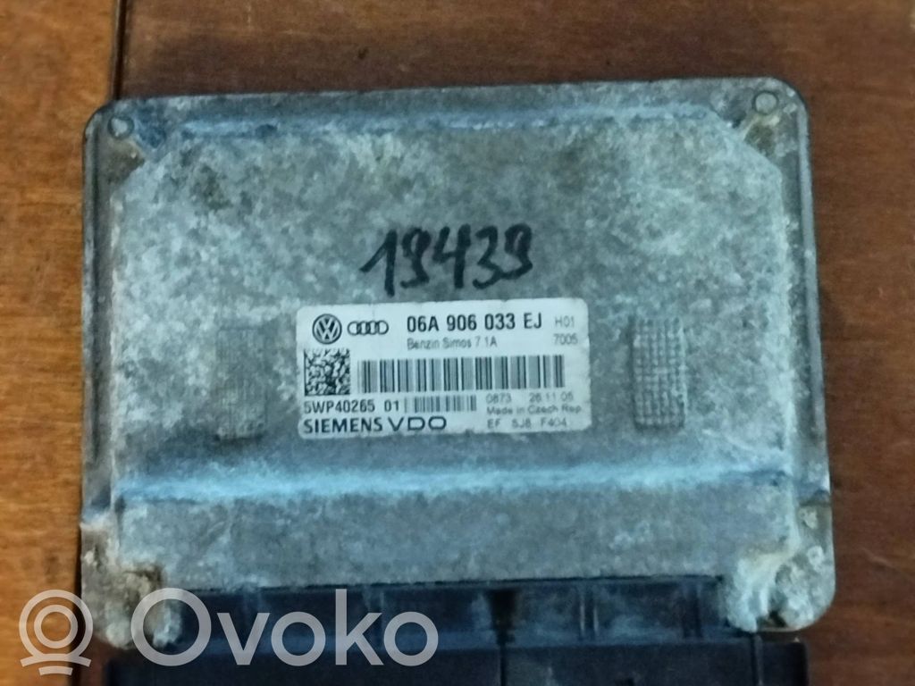 Audi A6 S6 C6 4F Engine control unit/module 