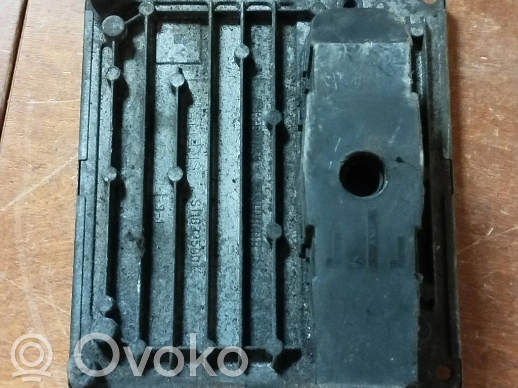 Engine control unit/module   6S6112A650FD