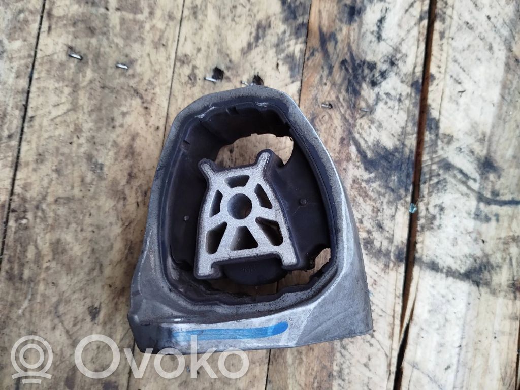 Engine mount bracket   31339953